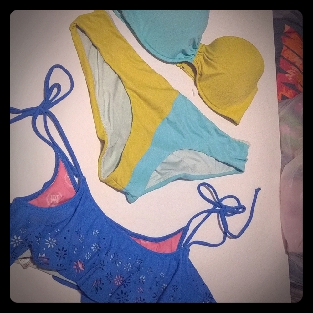 Victoria secret swim suits size medium bundle of x3